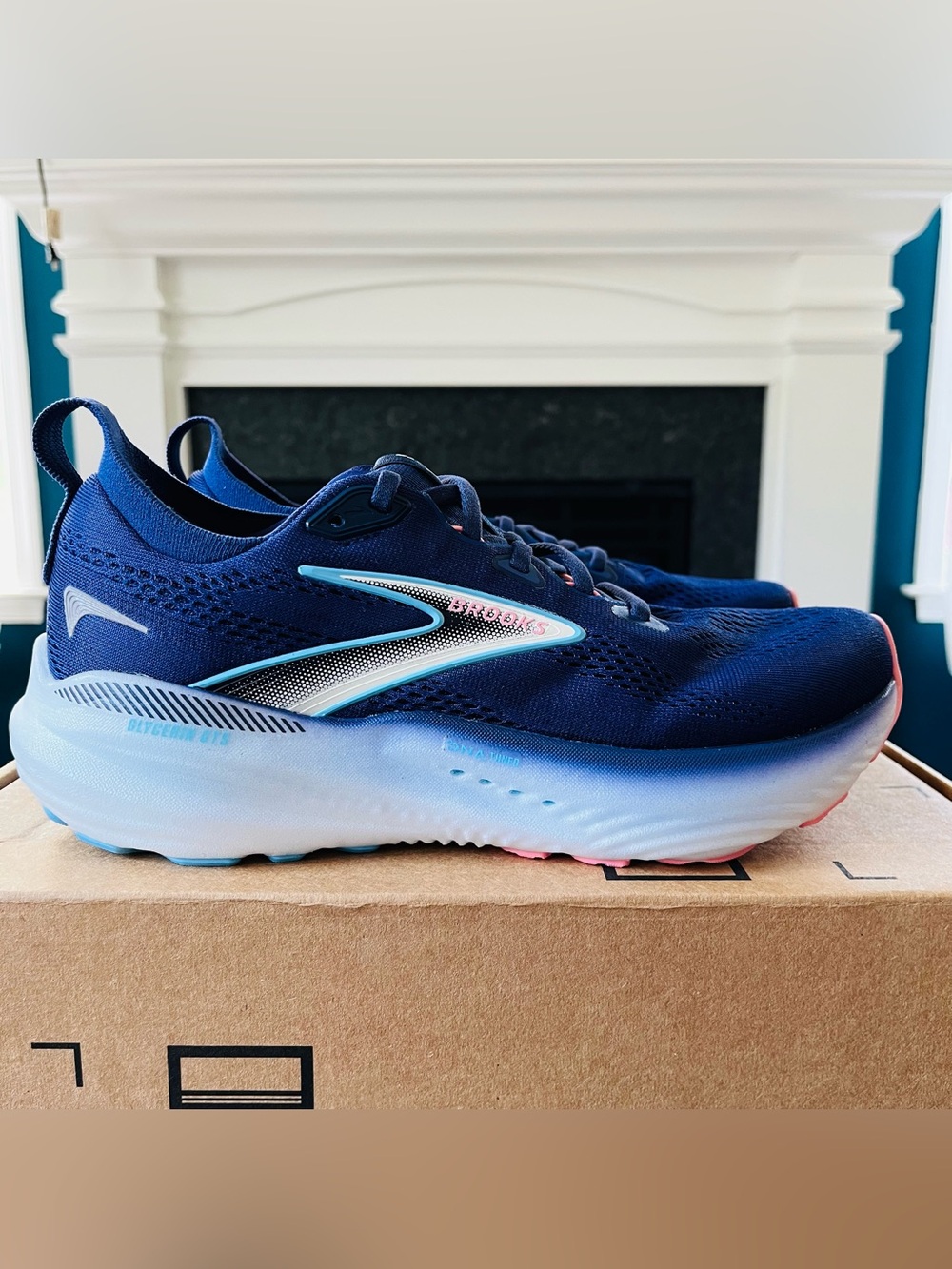 Sz 8.5D Brooks Glycerin GTS 22 Women's Running Shoes 120435-1D-429 Blue